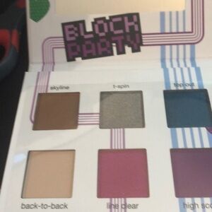 New In Box Tetris x Ipsy Eyeshadow Pallette